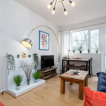 Guestready - Vibrant Home Near London Eye ภายนอก รูปภาพ