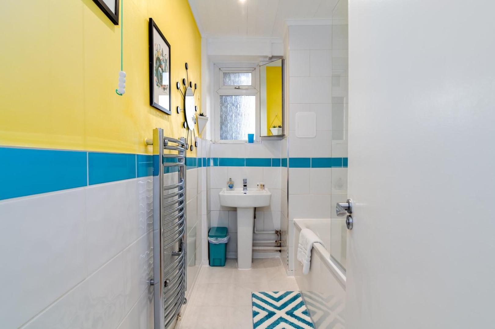 Guestready - Vibrant Home Near London Eye ภายนอก รูปภาพ